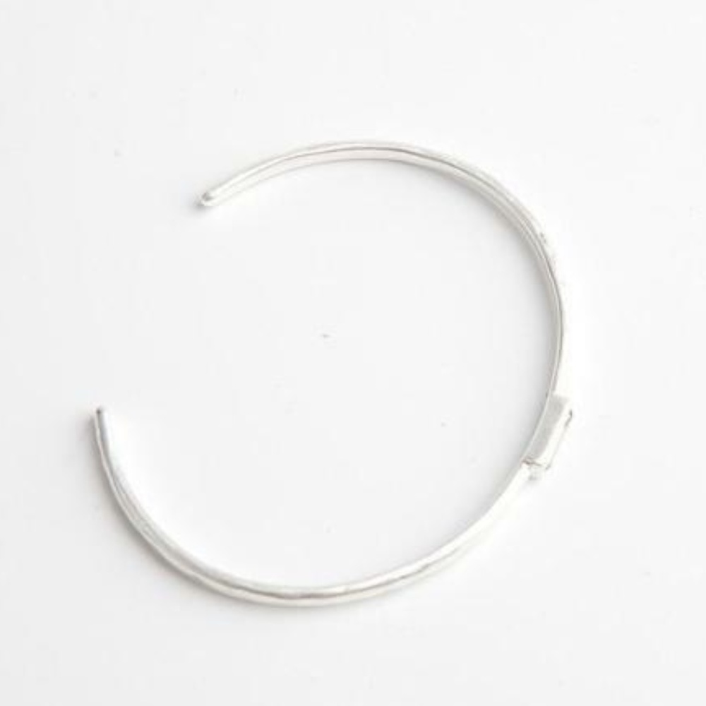 :: Stella & Dot [SILVER] Delicate Camille Cuff - Picture 2 of 5